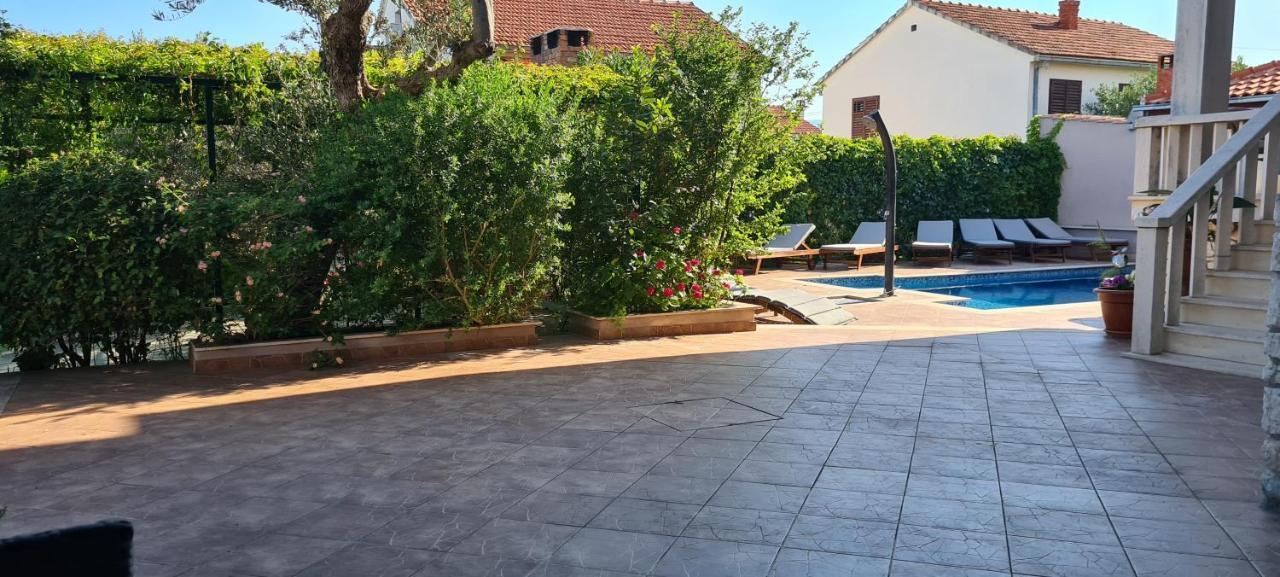 Apartament Mery Supetar