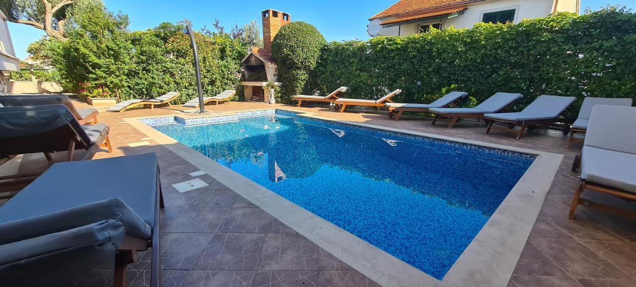 Apartment Mery Supetar