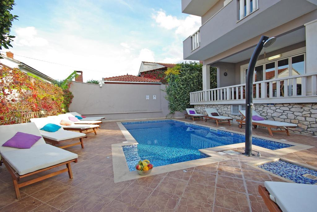 Mery Apartment Supetar